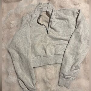 Aritzia Cropped Quarter Zip Sweatshirt